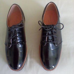 Chinese Laundry Black Patent Leather platform shoes Size 7.5